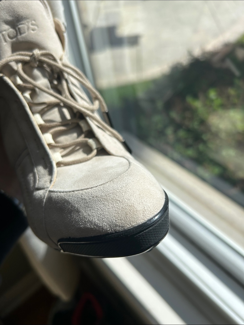 Tod’s Leather Lace-Up Ankle Boots - Picture 10 of 16